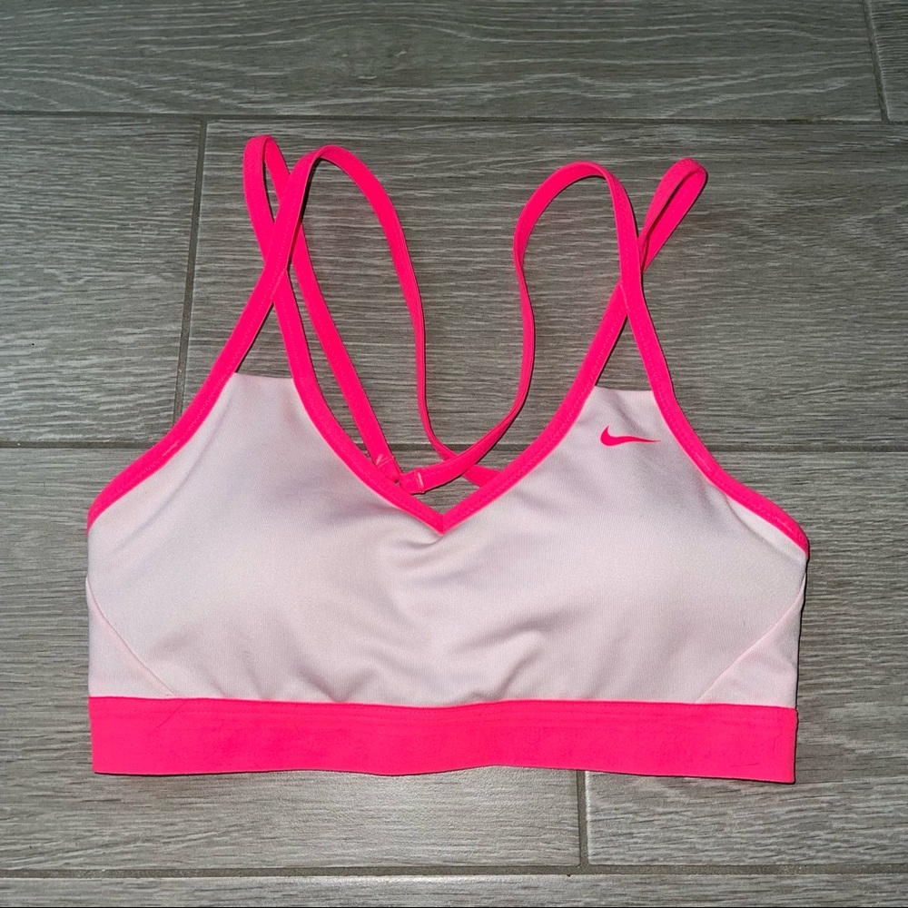 Nike padded sports bra (S)